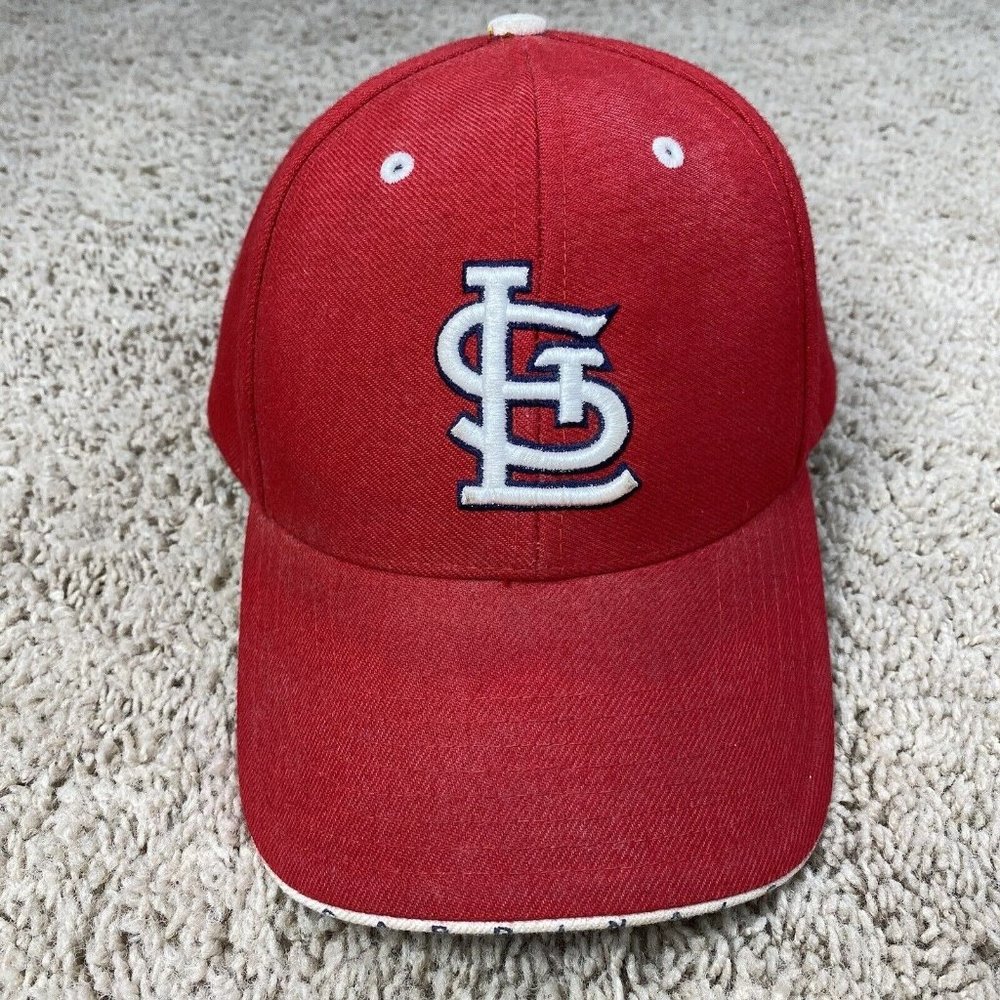 Vtg Twins Enterprise St. Louis Cardinals MLB Hat Strap Back Red Raised Logo Cap